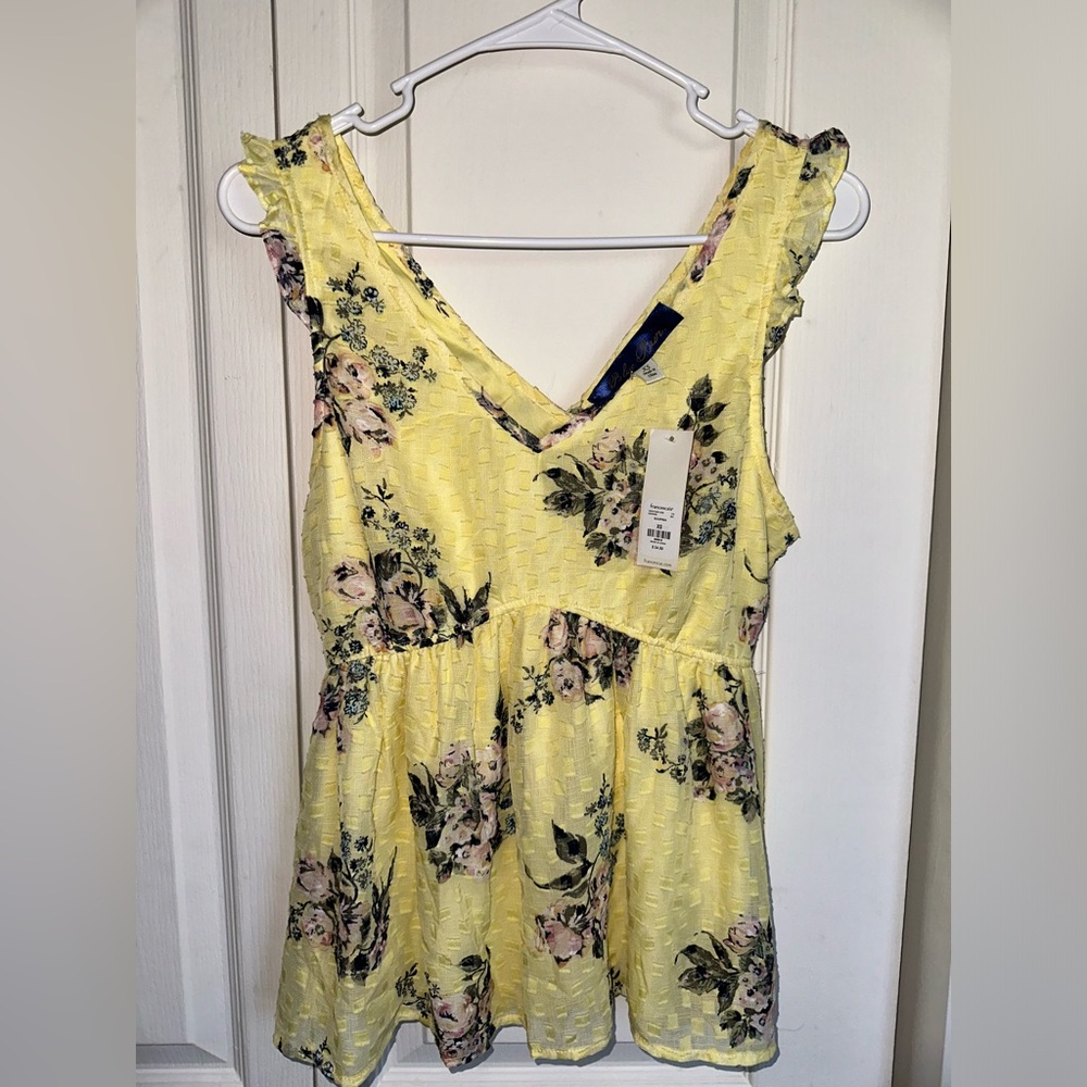 NWT Francesca’s Yellow Peplum Blouse size XS